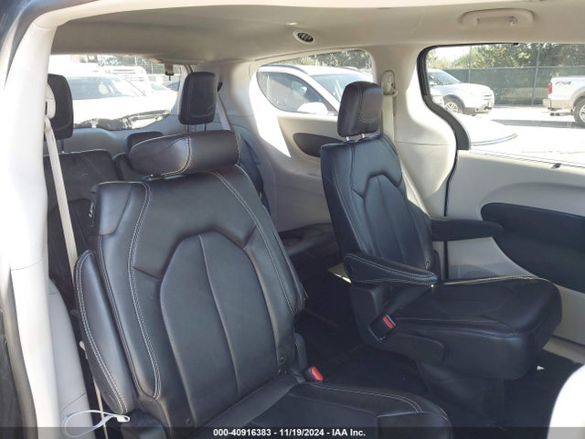 Chrysler Pacifica Touring L 2023 2C4RC1BG2PR625286 Image 8