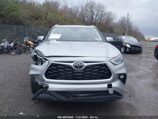 5TDKDRBH2RS543414 Toyota Highlander Xle