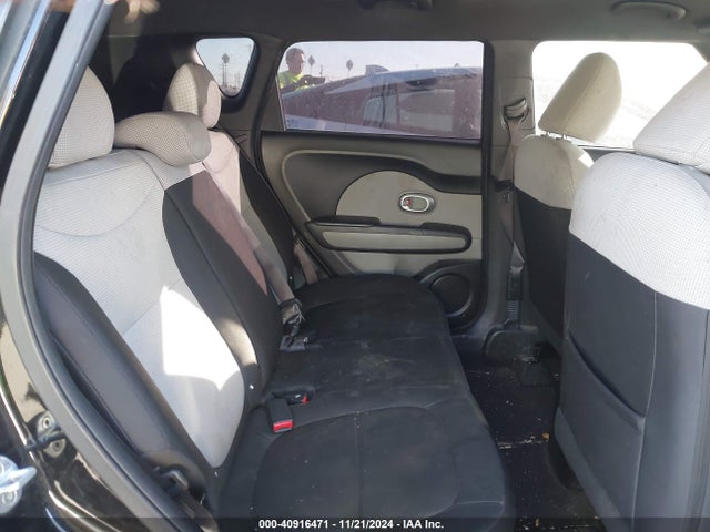 KIA Soul 2014 KNDJN2A21E7017812 Image 8