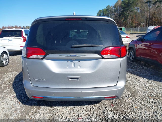 2C4RC1FG2JR100536 Chrysler Pacifica Touring Plus