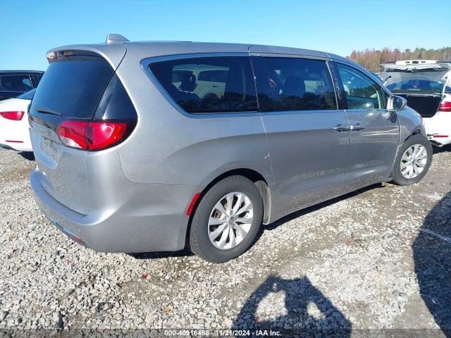 Chrysler Pacifica Touring Plus 2018 2C4RC1FG2JR100536 Image 4
