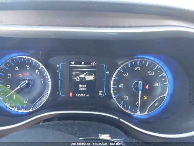 Chrysler Pacifica Touring Plus 2018 2C4RC1FG2JR100536 Image 7