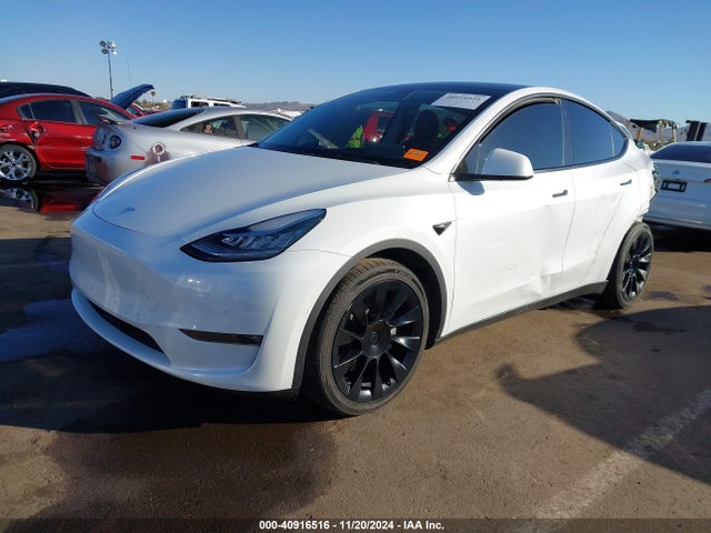 2021 TESLA MODEL Y 5YJYGDEEXMF208209 Photo 1