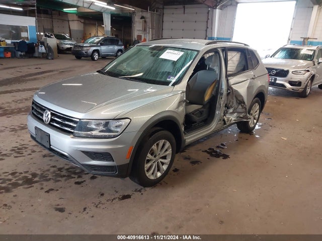 3VV0B7AX8KM162815 Volkswagen Tiguan 2.0t S