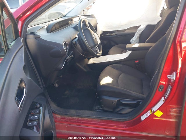 JTDKARFU1G3527381 Toyota Prius Three