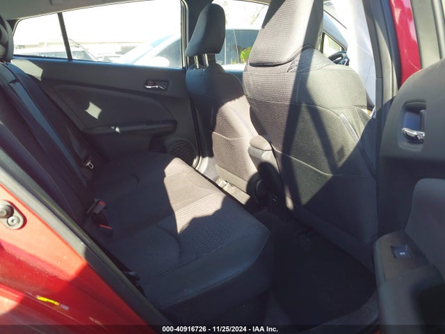 JTDKARFU1G3527381 Toyota Prius Three
