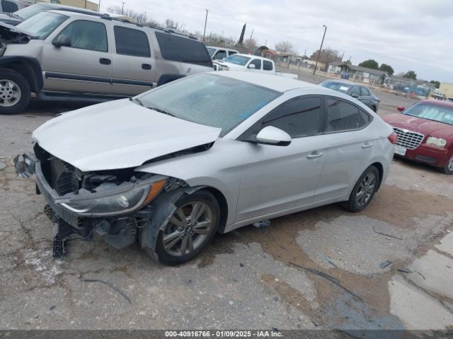 5NPD84LF5JH220305 Hyundai ELANTRA SEL