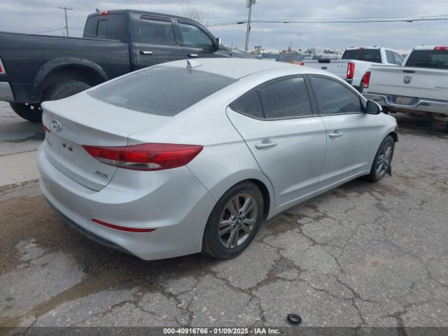 5NPD84LF5JH220305 Hyundai ELANTRA SEL
