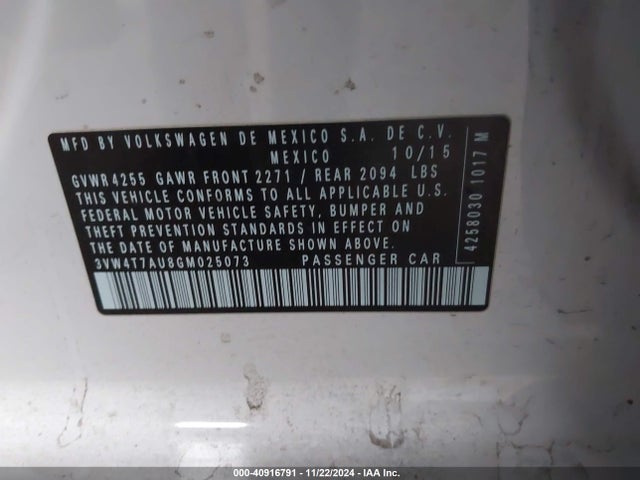 3VW4T7AU8GM025073 Volkswagen Golf Gti Se 4-door