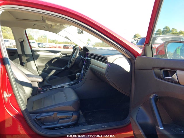 1VWWA7A31LC012022 Volkswagen Passat 2.0t Se
