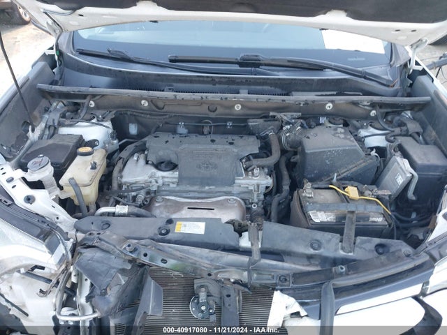 Toyota RAV4 LE 2016 2T3ZFREV7GW310750 Image 10