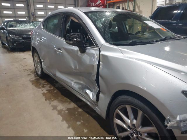 3MZBN1V73HM110004 Mazda Mazda3 Touring