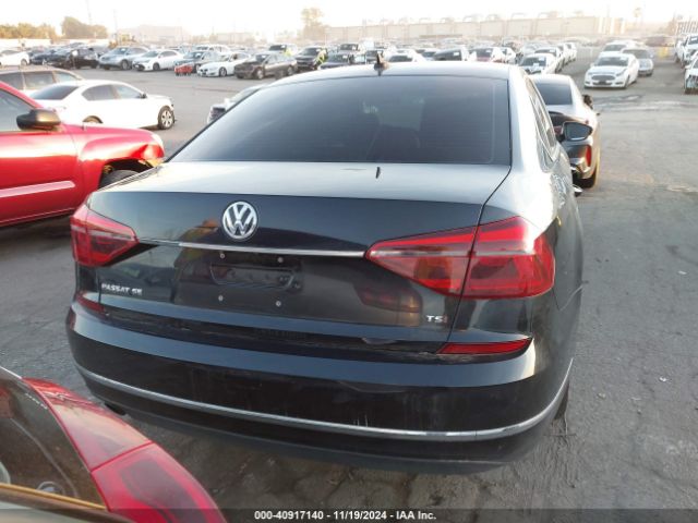 1VWBA7A32JC040746 Volkswagen Passat 2.0t Se