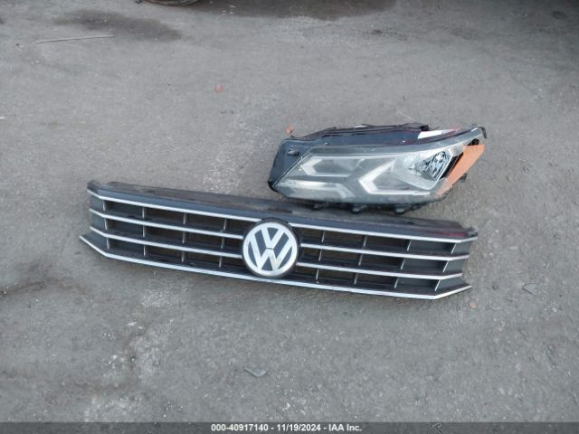 1VWBA7A32JC040746 Volkswagen Passat 2.0t Se