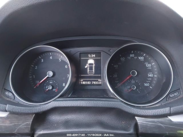 1VWBA7A32JC040746 Volkswagen Passat 2.0t Se