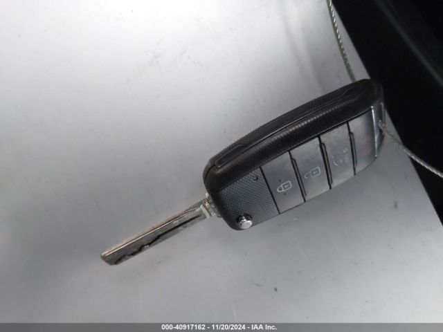 KNDJX3A55G7832110 KIA Soul !