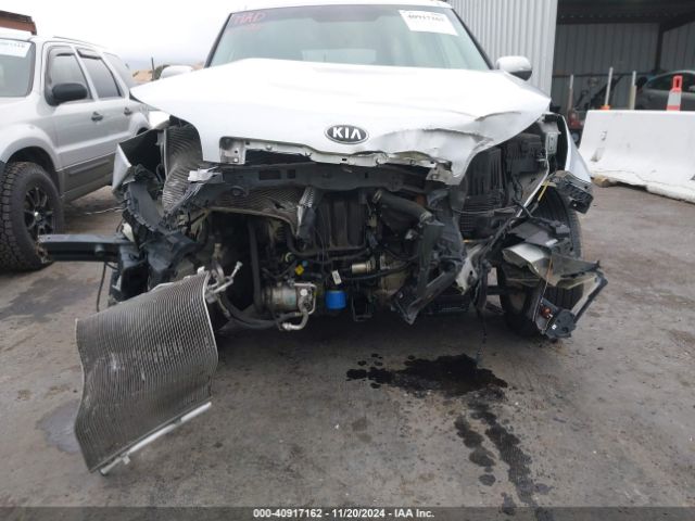 KNDJX3A55G7832110 KIA Soul !
