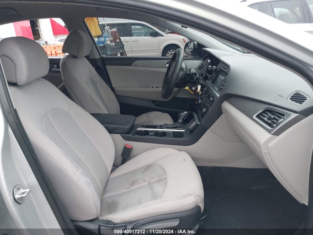 Hyundai SONATA SE 2016 5NPE24AF7GH374483 Image 5