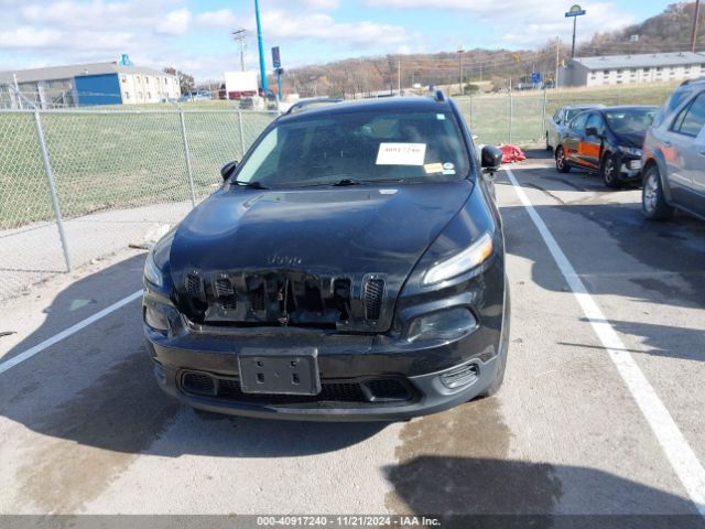 1C4PJLAB4GW330602 Jeep Cherokee Altitude