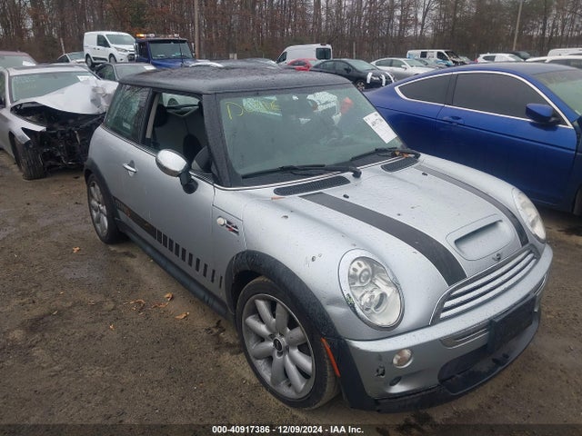 2005 MINI COOPER S WMWRE33545TG97180 Photo 0