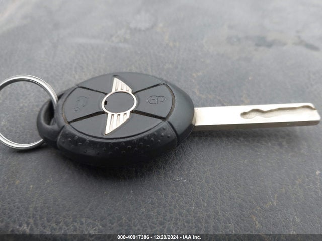 2005 MINI COOPER S WMWRE33545TG97180 Photo 10