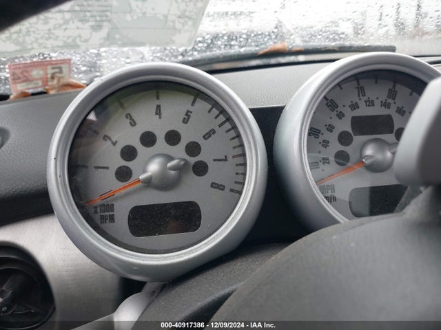 2005 MINI COOPER S WMWRE33545TG97180 Photo 6