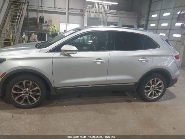5LMCJ2D95GUJ18295 Lincoln MKC SELECT
