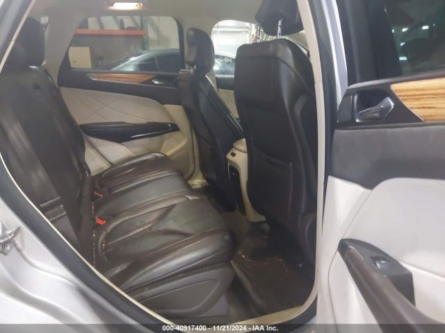 5LMCJ2D95GUJ18295 Lincoln MKC SELECT