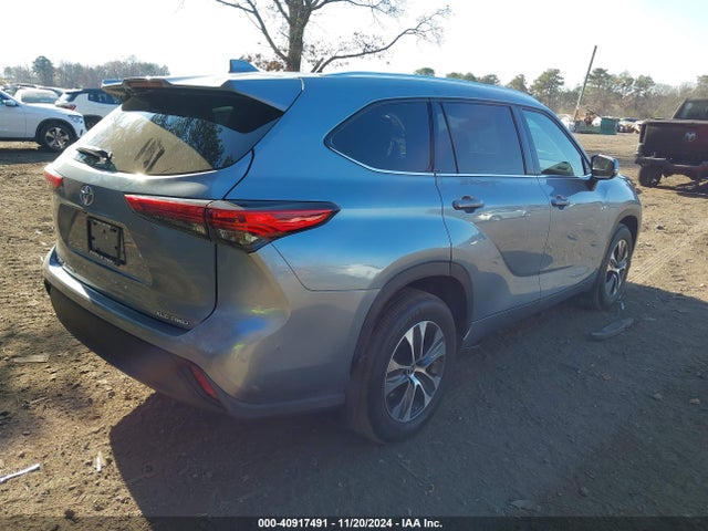 Toyota Highlander Xle 2021 5TDGZRBH7MS133403 Image 4