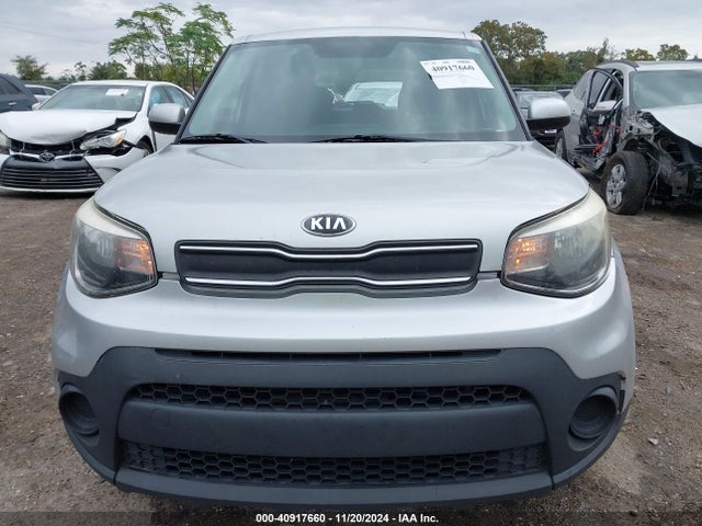KIA Soul 2017 KNDJN2A22H7490932 Image 13
