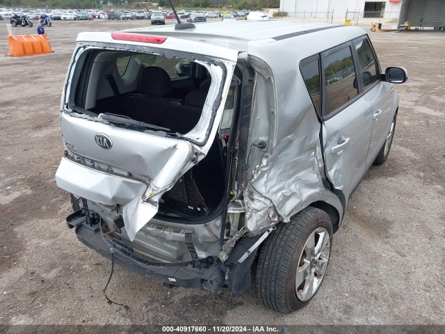 KIA Soul 2017 KNDJN2A22H7490932 Image 6