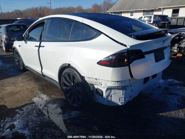 2022 TESLA MODEL X 7SAXCBE69NF343870 Photo 2