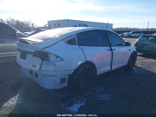2022 TESLA MODEL X 7SAXCBE69NF343870 Photo 3