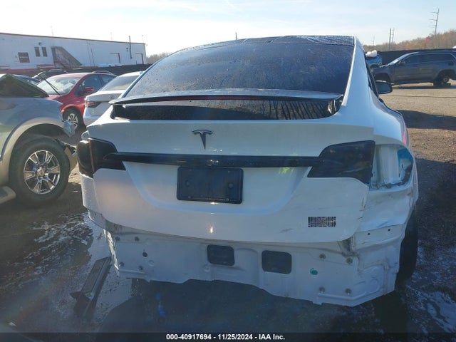 2022 TESLA MODEL X 7SAXCBE69NF343870 Photo 5