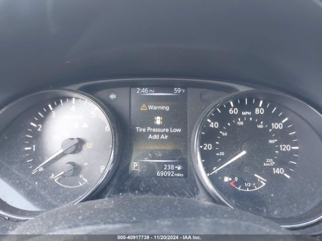 JN1BJ1CR0HW142270 Nissan Rogue Sport S