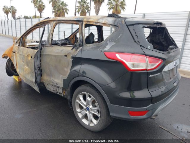1FMCU0J96FUA17803 Ford Escape Titanium