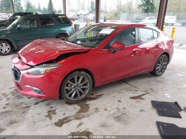 3MZBN1W32JM240714 Mazda Mazda3 Grand Touring