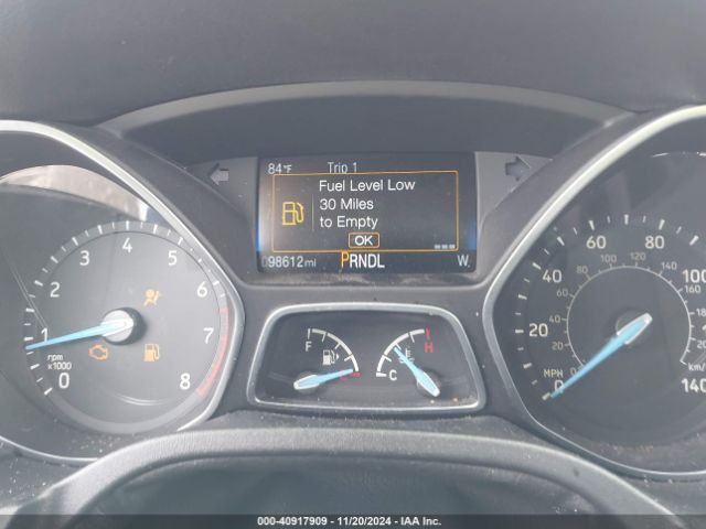 1FADP3F21JL229185 Ford FOCUS SE