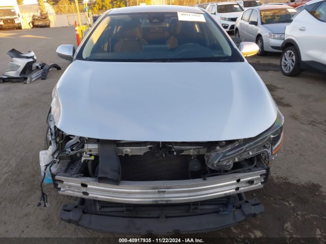 JTDEBRBE2LJ025302 Toyota Corolla Hybrid Le