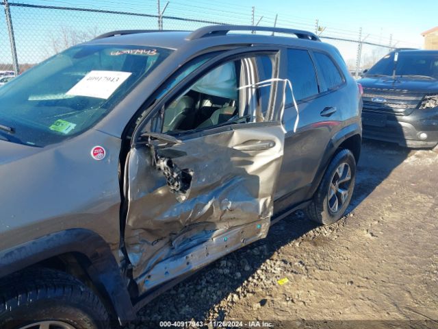 1C4PJMBB3HW500745 Jeep Cherokee Trailhawk 4x4