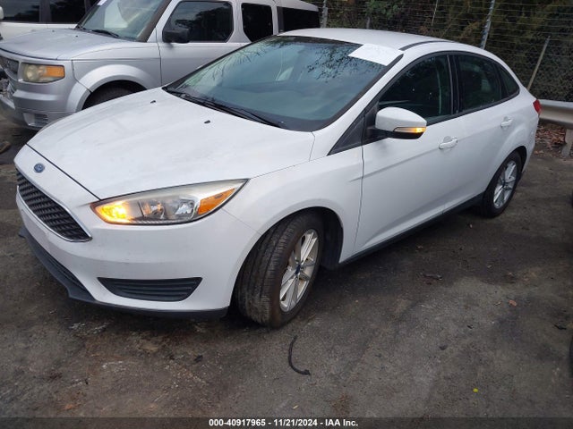 Ford FOCUS SE 2015 1FADP3F2XFL291840 Image 2