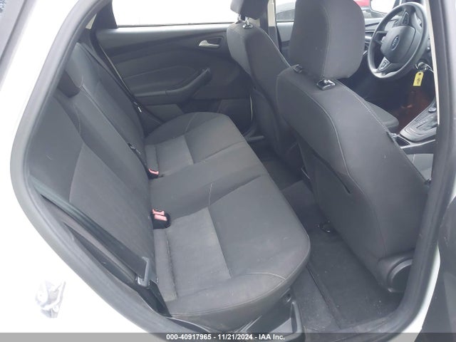 Ford FOCUS SE 2015 1FADP3F2XFL291840 Image 8