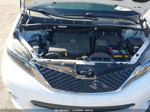 Toyota Sienna Se 8 Passenger 2015 5TDXK3DCXFS686939 Image 10