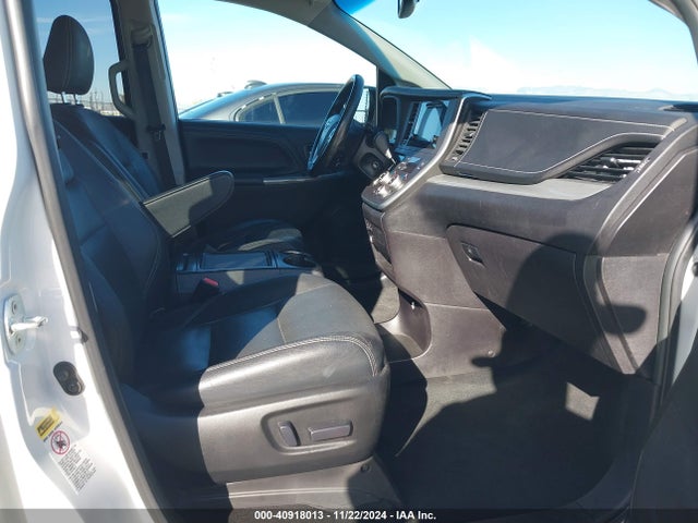 Toyota Sienna Se 8 Passenger 2015 5TDXK3DCXFS686939 Image 5