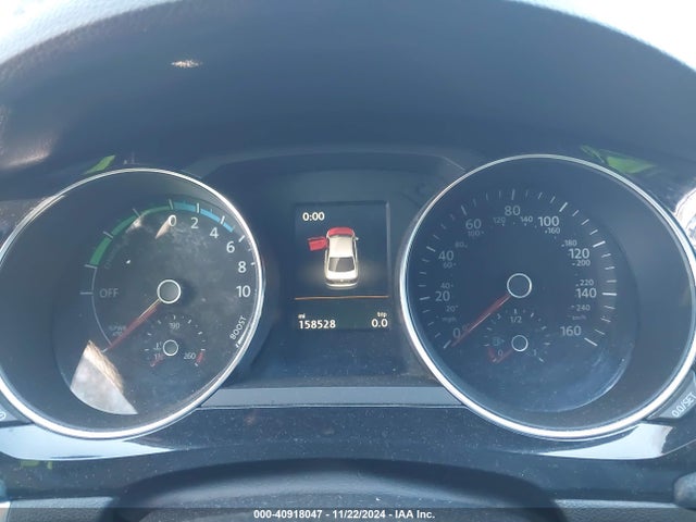 Aukcja sprzedaży 2015 Volkswagen Jetta Hybrid Sel Premium, vin: 3VW637AJ1FM412559, numer aukcji: 40918047