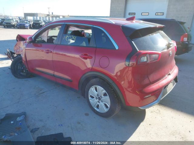 KNDCB3LC7J5190186 KIA NIRO LX