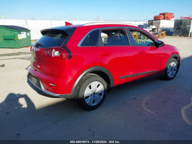 KNDCB3LC7J5190186 KIA NIRO LX