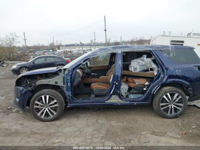 5N1DR3DJ9RC216335 Nissan Pathfinder Platinum 4wd