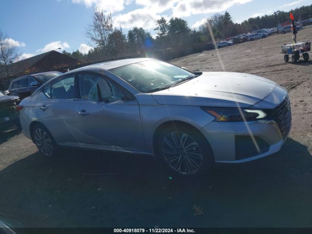 1N4BL4EW5RN322143 Nissan Altima Sl Intelligent Awd
