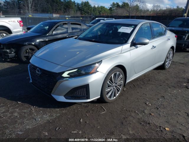 1N4BL4EW5RN322143 Nissan Altima Sl Intelligent Awd